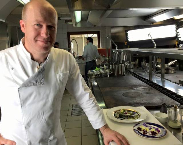 12924607_1055621994511620_3629632656492390110_n